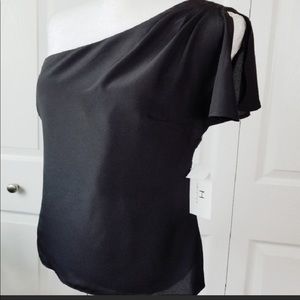 H Halston one shoulder blouse